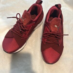 Puma Muse Satin Sneakers Burgundy Red | Size 7 | Excellent Condition
